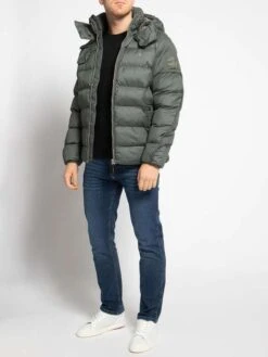G-Star RAW G-Whistler Padded Hooded Jacket (dress-for-less.de) Herren Steppjacke In Olivgrün (Gr. S Bis L) 6 G-Star RAW G-Whistler Padded Hooded Jacket (dress-for-less.de) Herren Steppjacke In Olivgrün (Gr. S Bis L) -Mode Kleidung Verkauf 2253891 1 2