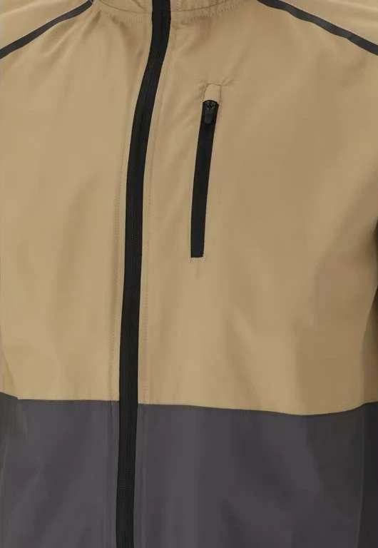 ENDURANCE Lauf- Und Outdoorjacke Hugoee Für Herren | Zwei Farben, Gr. S-3XL, Winddicht & Leicht Wasserabweisend, Reflektierende Details 7 ENDURANCE Lauf- Und Outdoorjacke Hugoee Für Herren | Zwei Farben, Gr. S-3XL, Winddicht & Leicht Wasserabweisend, Reflektierende Details – Bild 7