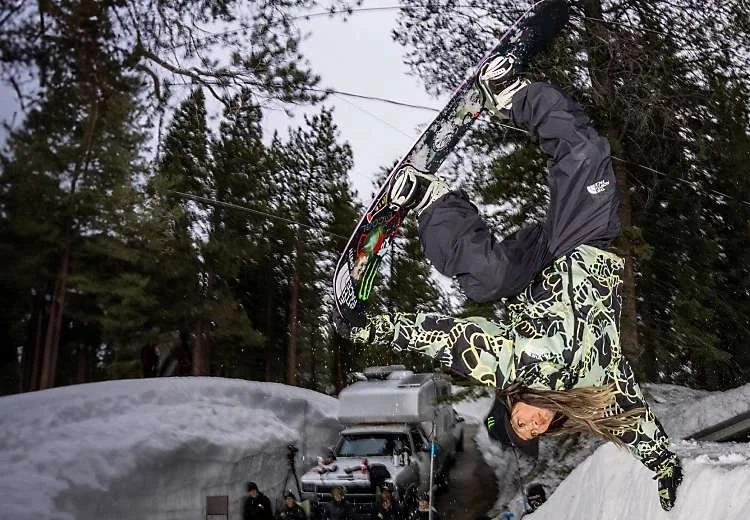 The North Face - Black Friday 2023: 30 % Rabatt Auf Bestellungen über 200 € (Schuhe, Koffer, Wendejacken Etc.) 4 The North Face - Black Friday 2023: 30 % Rabatt Auf Bestellungen über 200 € (Schuhe, Koffer, Wendejacken Etc.) – Bild 4