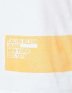 Calvin Klein Jeans Herren Stencil Blocking Logo Tee T-Shirts / Farbe: Weiß / Gr. XXS - 3 XL @ Amazon Prime 7 Calvin Klein Jeans Herren Stencil Blocking Logo Tee T-Shirts / Farbe: Weiß / Gr. XXS - 3 XL @ Amazon Prime -Mode Kleidung Verkauf 2271586 1 3