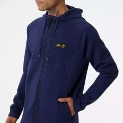 New Balance Black Friday Angebote Bis Zu 50 % Rabatt | Sportbekleidung Und Schuhe Z.B. AS Roma Travel Zip Thru Hoody 8 New Balance Black Friday Angebote Bis Zu 50 % Rabatt | Sportbekleidung Und Schuhe Z.B. AS Roma Travel Zip Thru Hoody -Mode Kleidung Verkauf 2273222 1 2