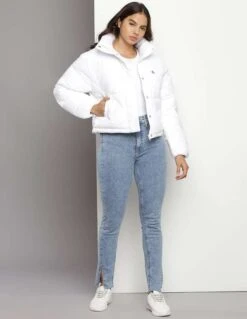 Calvin Klein Jeans Damen Geschnittener, Glänzender Puffer Gepolsterte Jacken 12 Calvin Klein Jeans Damen Geschnittener, Glänzender Puffer Gepolsterte Jacken -Mode Kleidung Verkauf 2274000 1 4