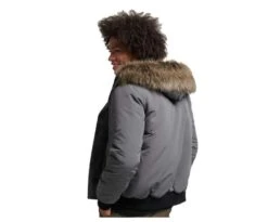 Superdry Herren Winterjacke Everest Grau Für 57,89 Euro ( Nur Noch In M) 6 Superdry Herren Winterjacke Everest Grau Für 57,89 Euro ( Nur Noch In M) -Mode Kleidung Verkauf 2276452 1 2